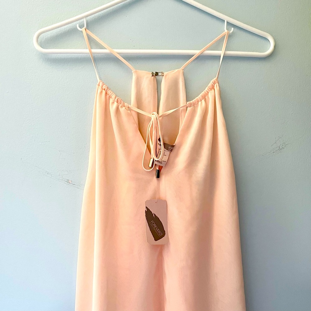 NEW- F21 tank with front tie detail